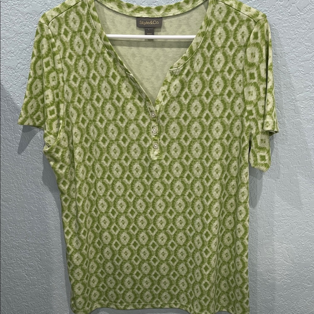 Style & Co. Light Green Patterned Short Sleeve Henley Top